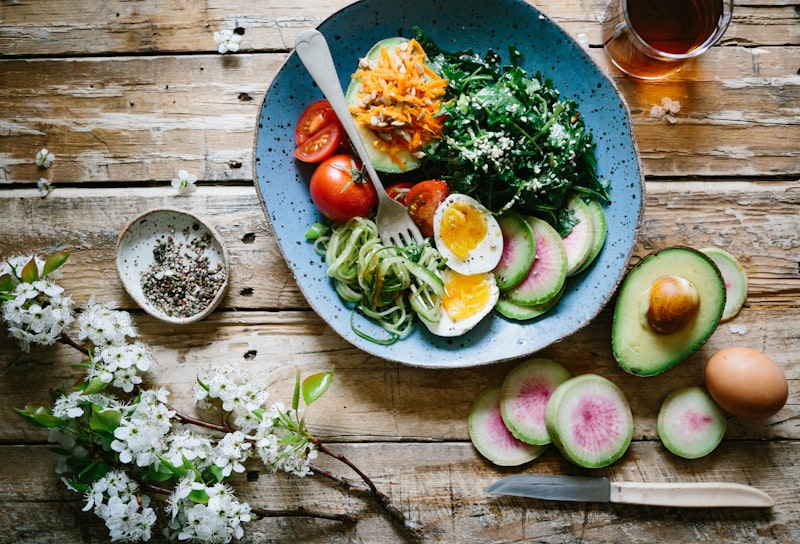 Fresh nutritious food spread supporting personalised nutrition and metabolic health